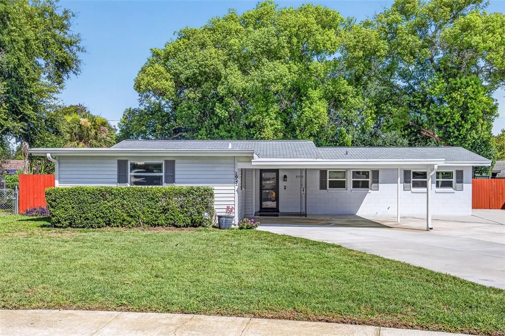 Active With Contract: $274,990 (3 beds, 2 baths, 1507 Square Feet)