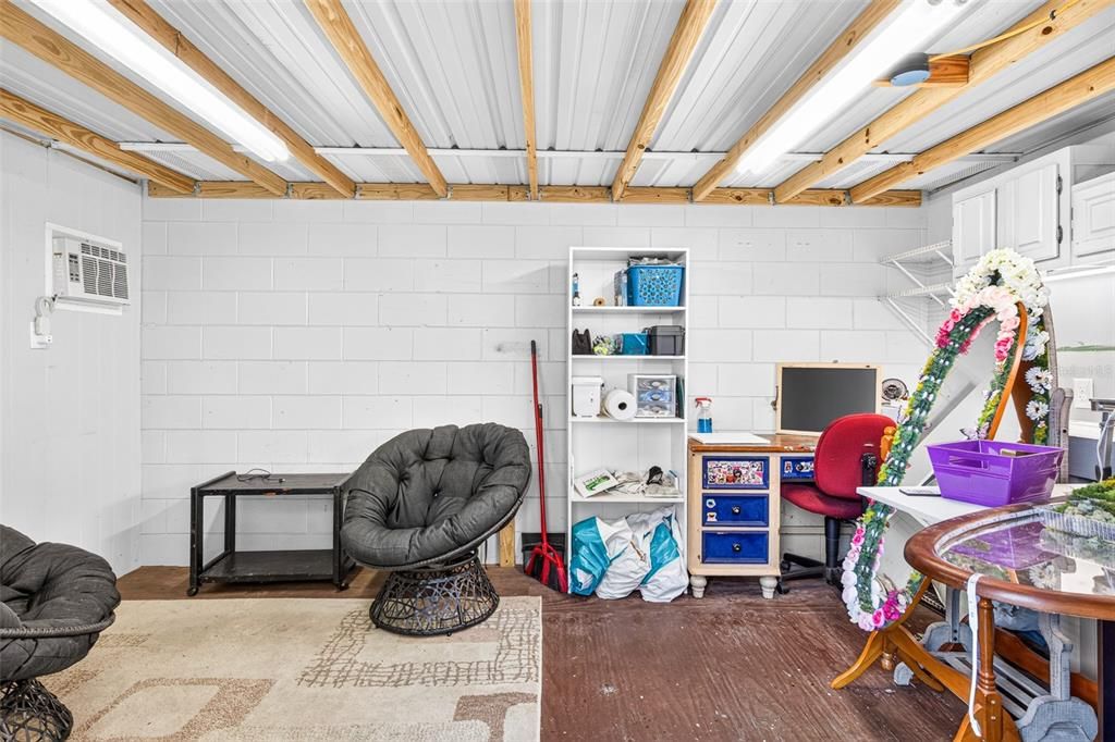 Active With Contract: $274,990 (3 beds, 2 baths, 1507 Square Feet)