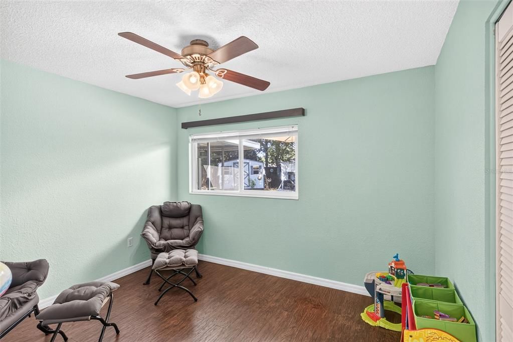 Active With Contract: $274,990 (3 beds, 2 baths, 1507 Square Feet)