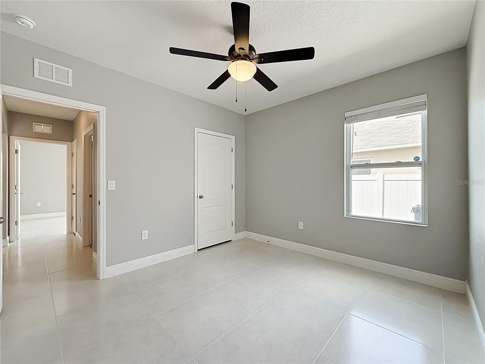 For Rent: $1,900 (3 beds, 2 baths, 1690 Square Feet)