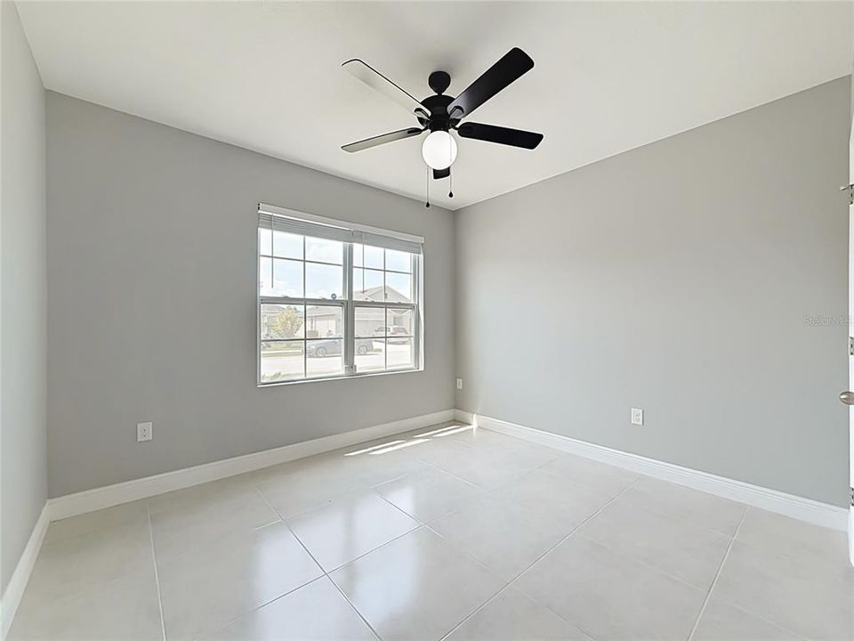 For Rent: $1,900 (3 beds, 2 baths, 1690 Square Feet)