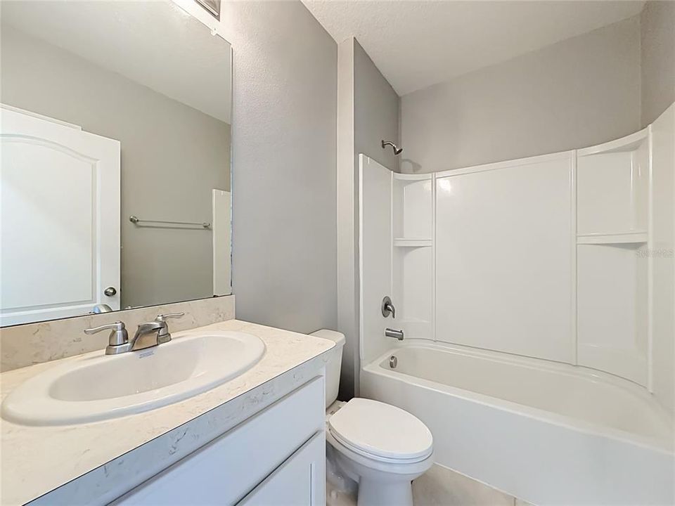 For Rent: $1,900 (3 beds, 2 baths, 1690 Square Feet)