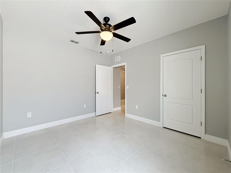 For Rent: $1,900 (3 beds, 2 baths, 1690 Square Feet)