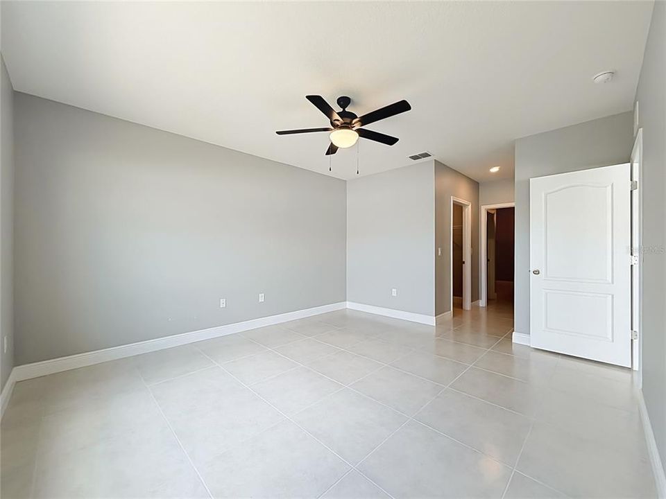 For Rent: $1,900 (3 beds, 2 baths, 1690 Square Feet)