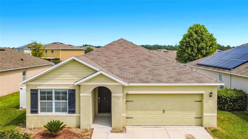 For Rent: $1,900 (3 beds, 2 baths, 1690 Square Feet)