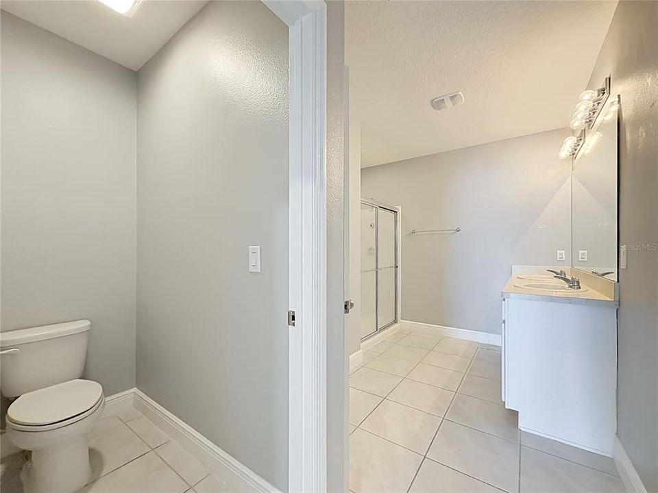 For Rent: $1,900 (3 beds, 2 baths, 1690 Square Feet)