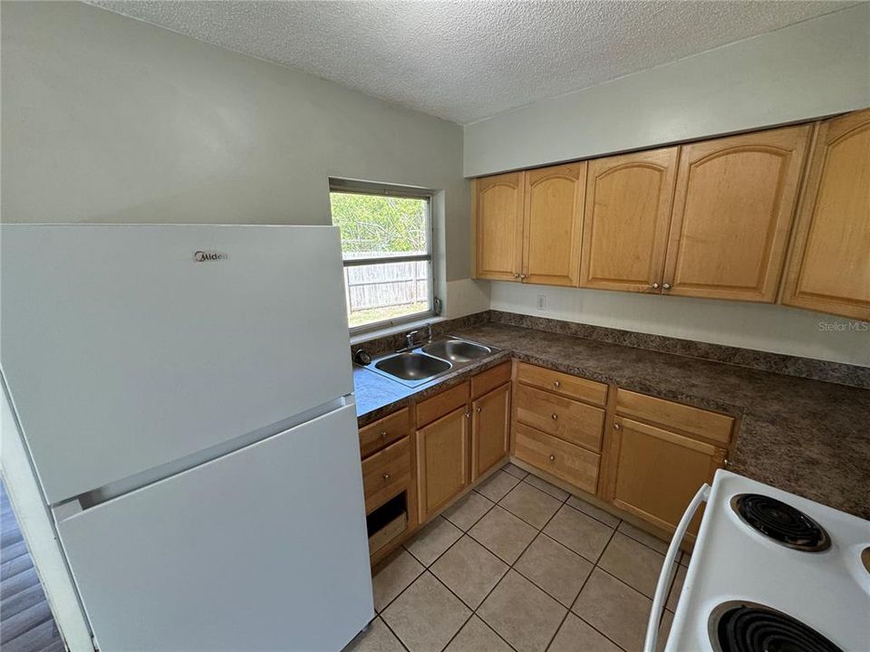 В аренду: $1,600 (2 спален, 1 ванн, 1060 Квадратных фут)