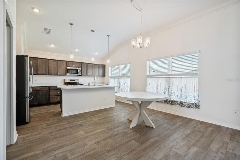 En Venta: $429,900 (3 camas, 2 baños, 1500 Pies cuadrados)
