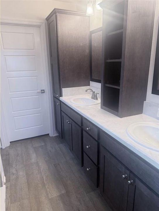 En Venta: $429,900 (3 camas, 2 baños, 1500 Pies cuadrados)
