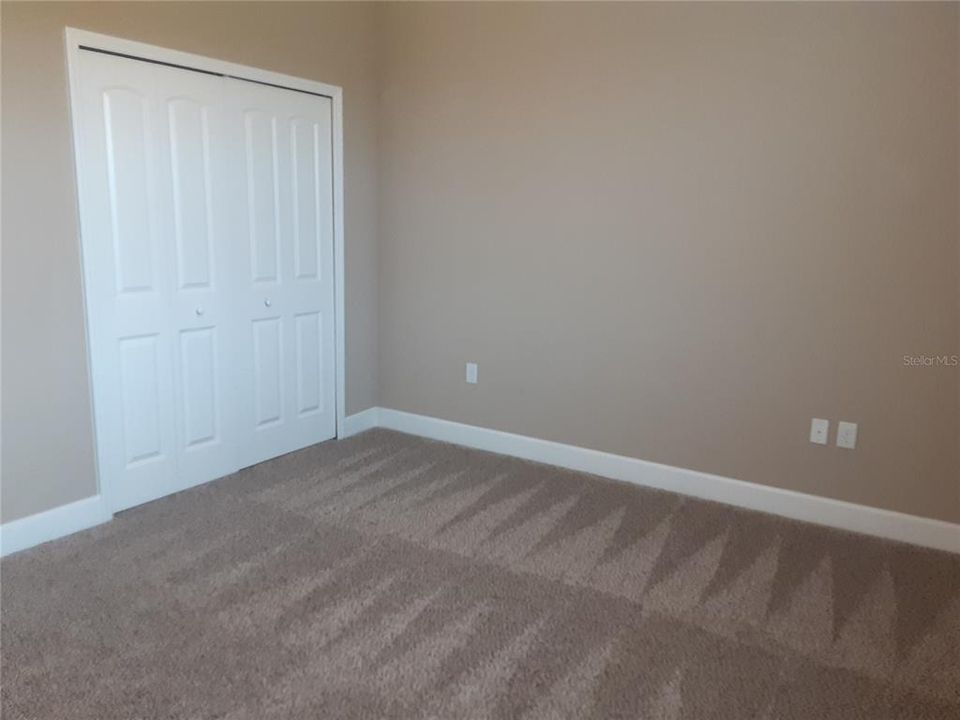For Rent: $1,950 (3 beds, 2 baths, 1804 Square Feet)