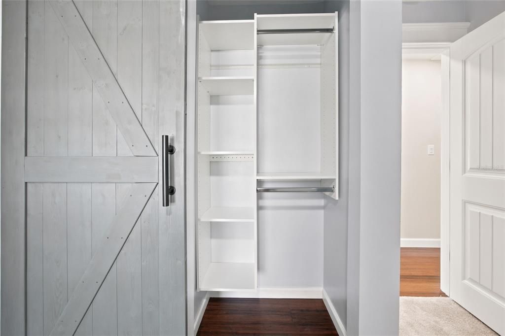 En Venta: $349,900 (4 camas, 2 baños, 1604 Pies cuadrados)