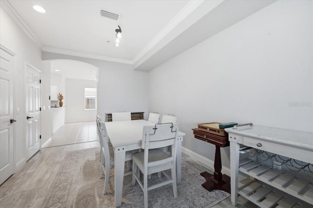 For Sale: $318,000 (4 beds, 3 baths, 2604 Square Feet)