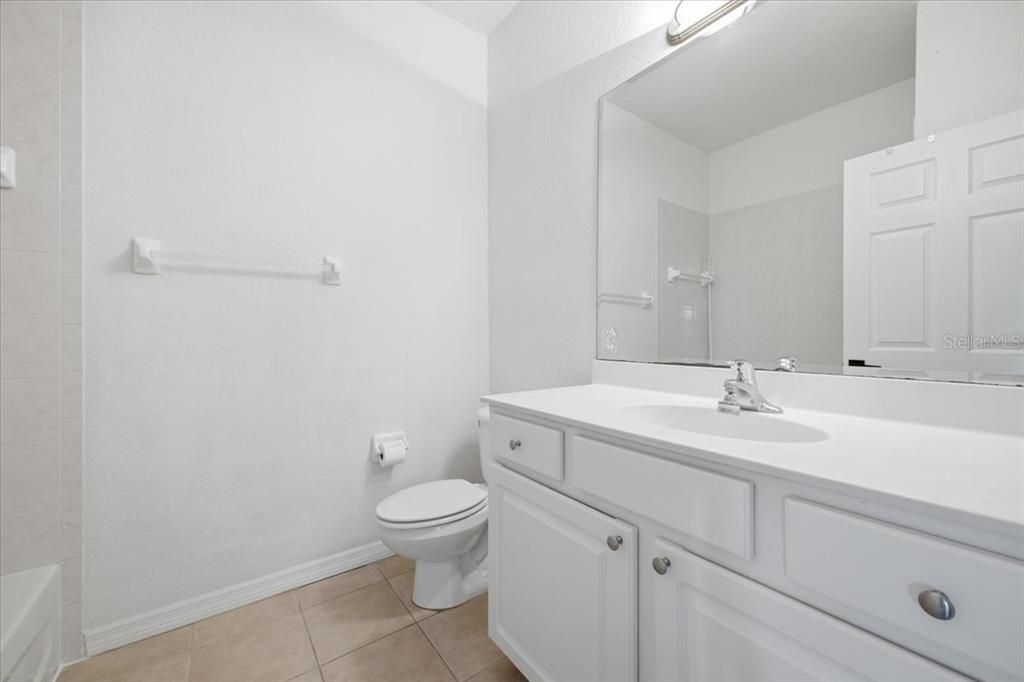 For Sale: $318,000 (4 beds, 3 baths, 2604 Square Feet)