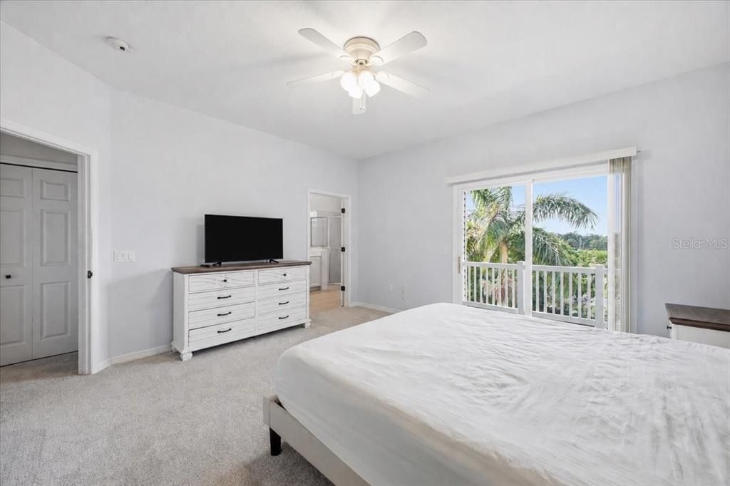 For Sale: $318,000 (4 beds, 3 baths, 2604 Square Feet)