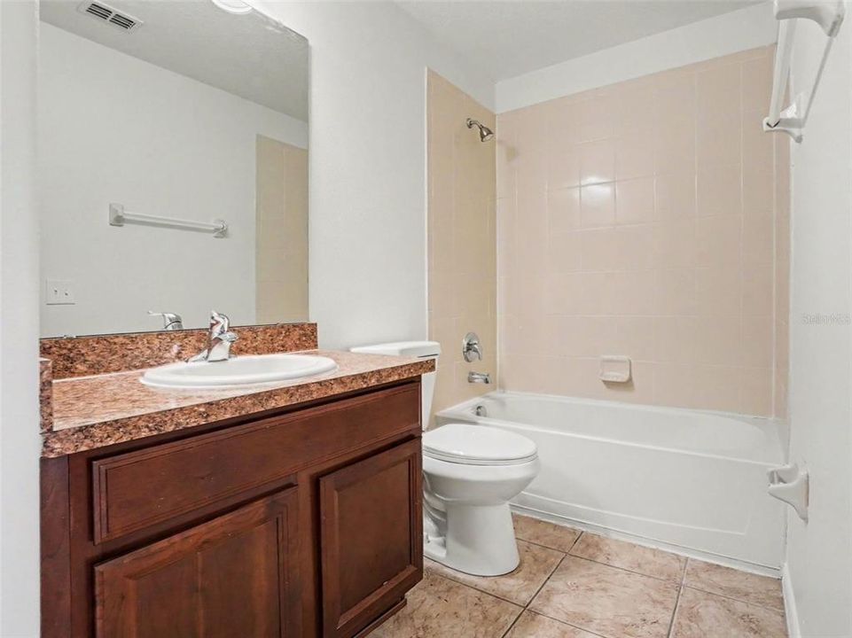 For Sale: $259,900 (3 beds, 2 baths, 1561 Square Feet)