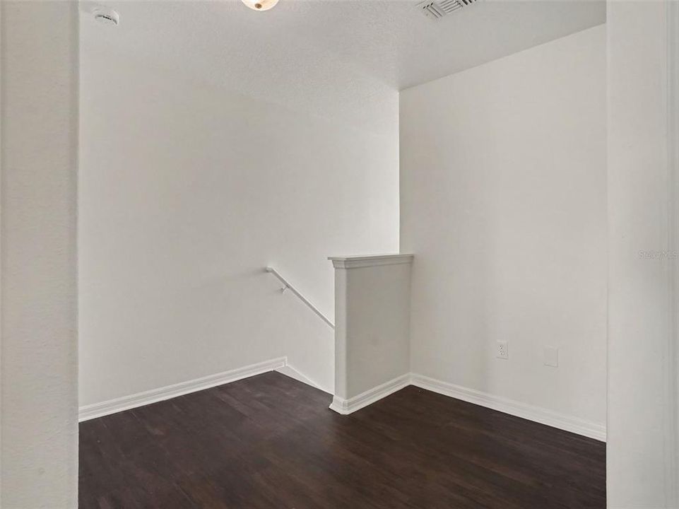 For Sale: $259,900 (3 beds, 2 baths, 1561 Square Feet)