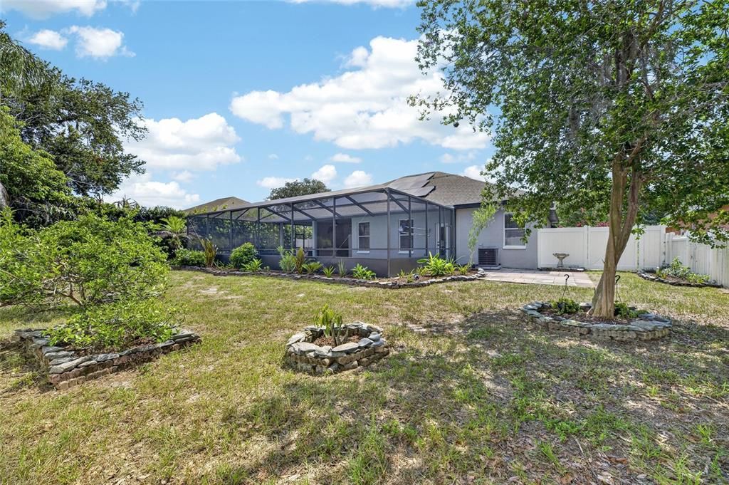 For Sale: $489,900 (4 beds, 2 baths, 2183 Square Feet)