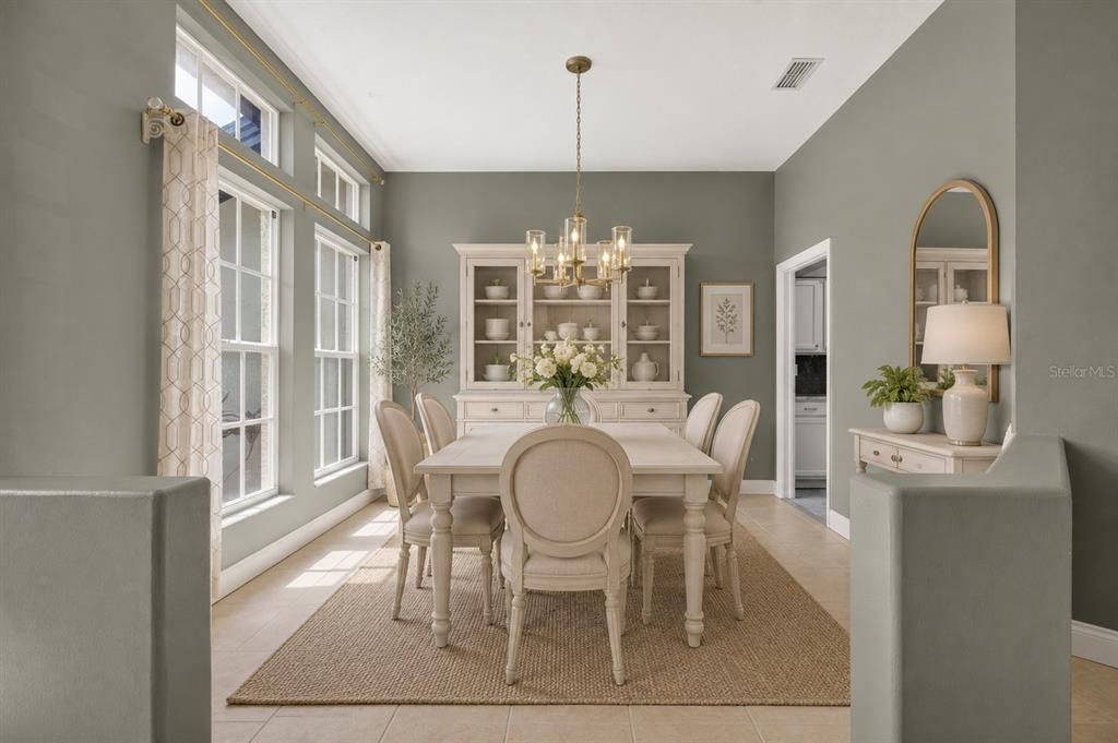 For Sale: $489,900 (4 beds, 2 baths, 2183 Square Feet)