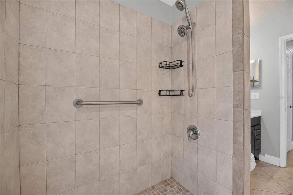 For Sale: $489,900 (4 beds, 2 baths, 2183 Square Feet)