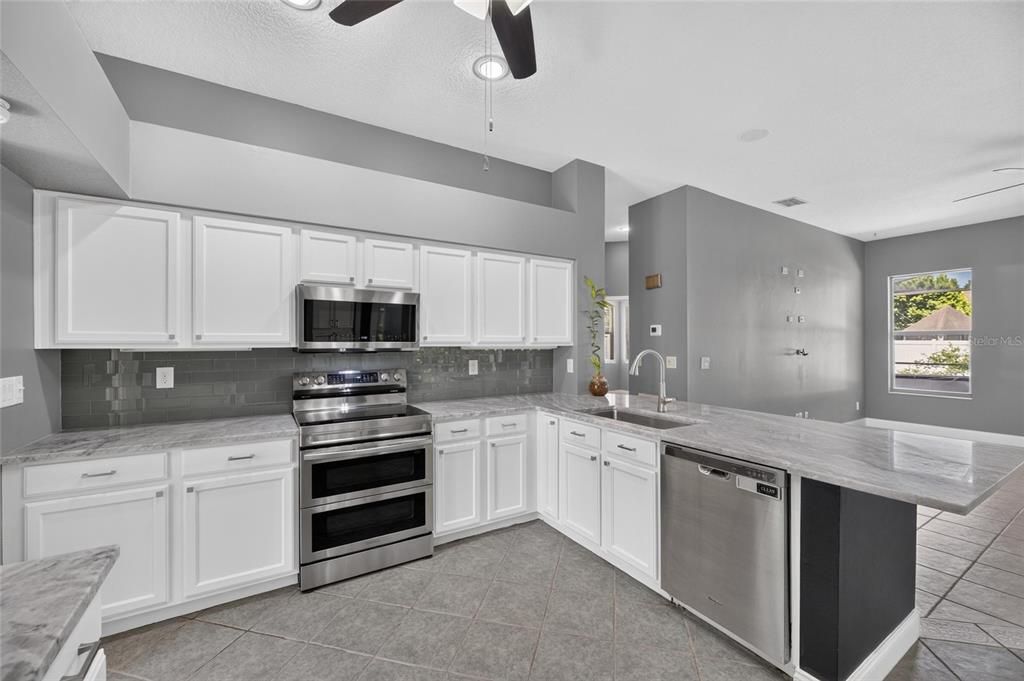 For Sale: $489,900 (4 beds, 2 baths, 2183 Square Feet)