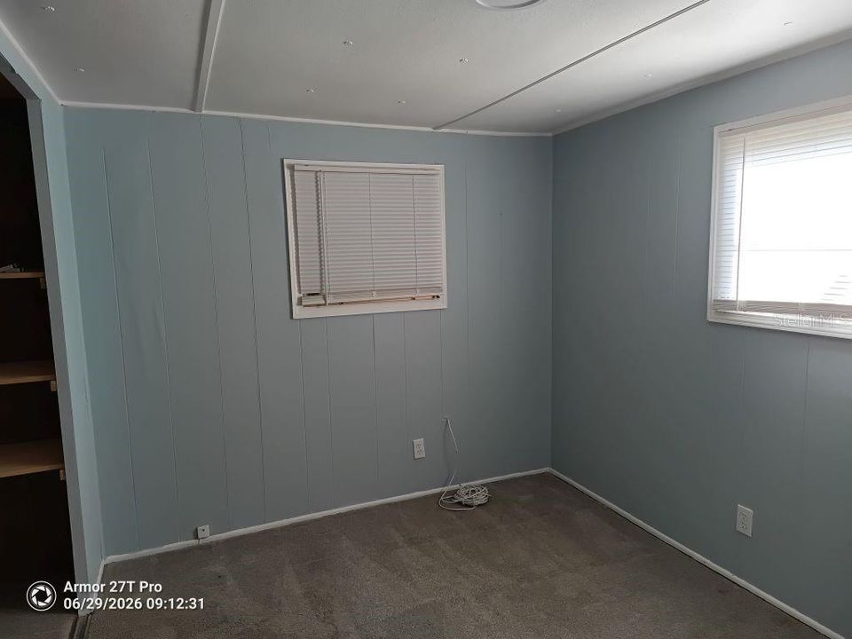 For Sale: $90,000 (2 beds, 1 baths, 672 Square Feet)