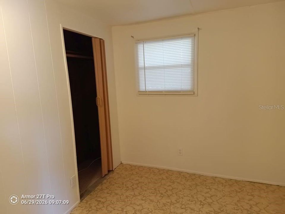 For Sale: $90,000 (2 beds, 1 baths, 672 Square Feet)