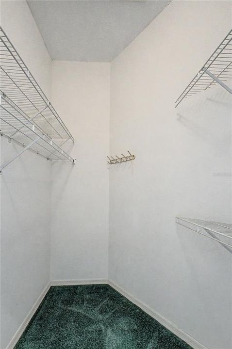 En Venta: $335,000 (3 camas, 2 baños, 1825 Pies cuadrados)