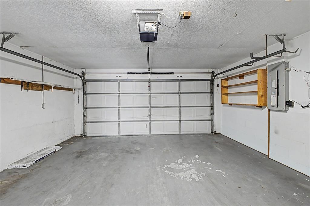 En Venta: $335,000 (3 camas, 2 baños, 1825 Pies cuadrados)