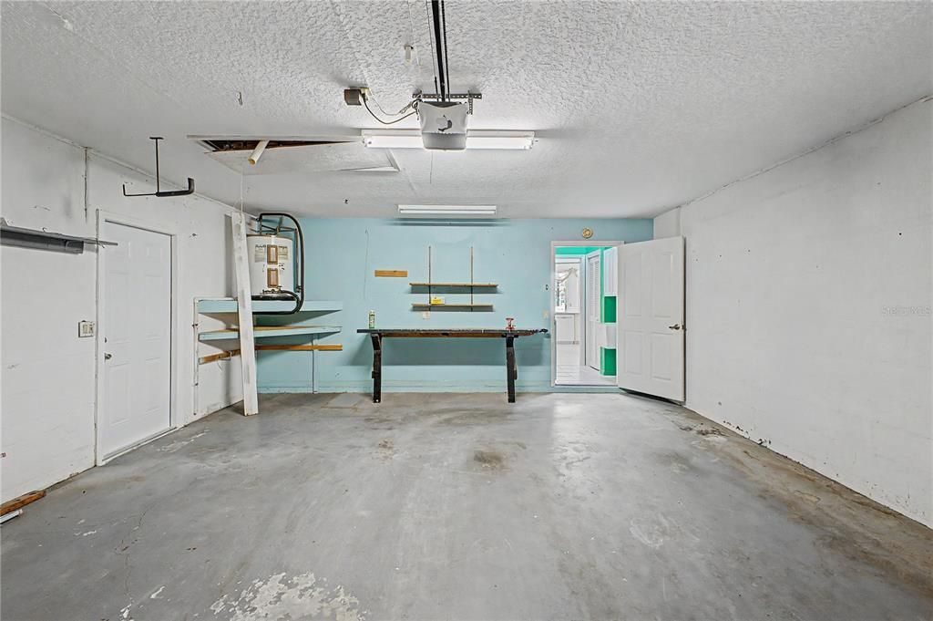En Venta: $335,000 (3 camas, 2 baños, 1825 Pies cuadrados)