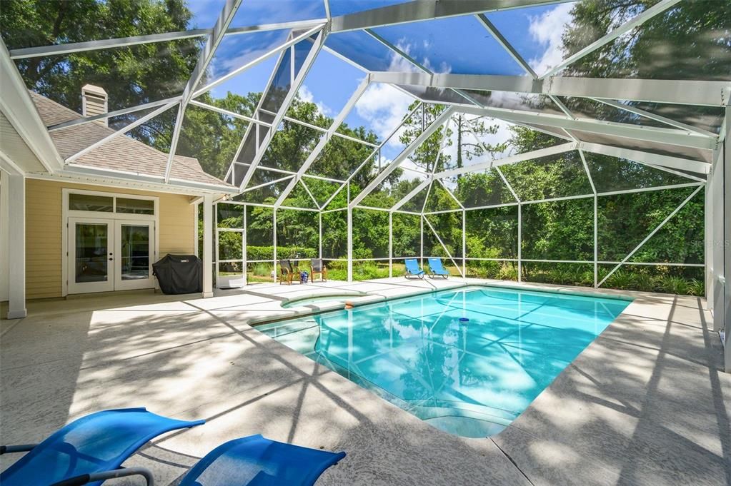 En Venta: $835,000 (4 camas, 3 baños, 2990 Pies cuadrados)
