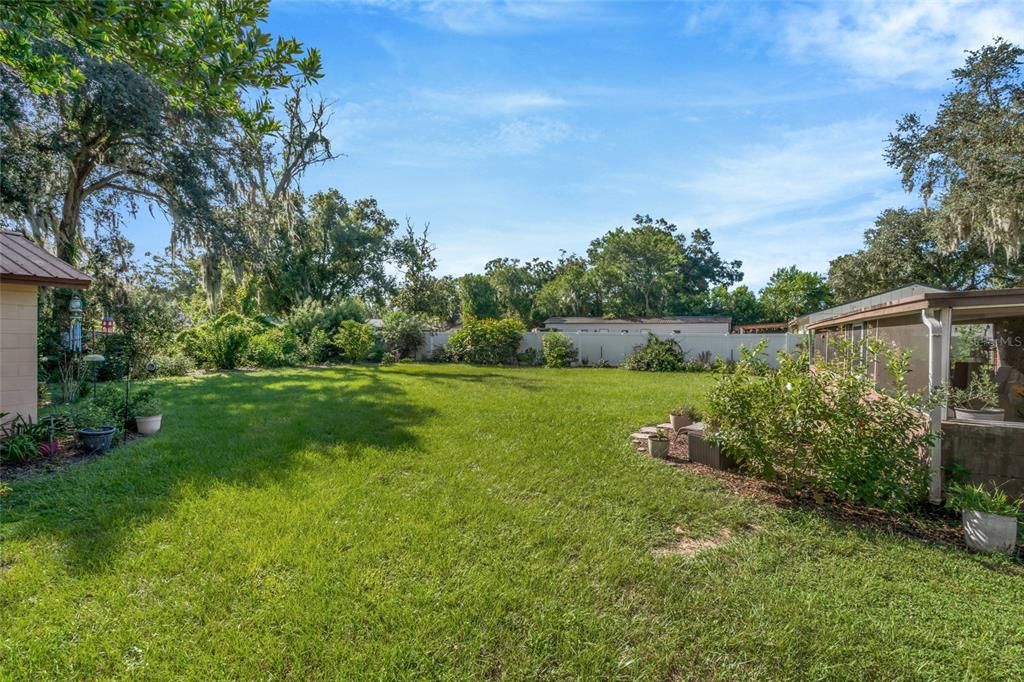 For Sale: $386,900 (3 beds, 2 baths, 1368 Square Feet)