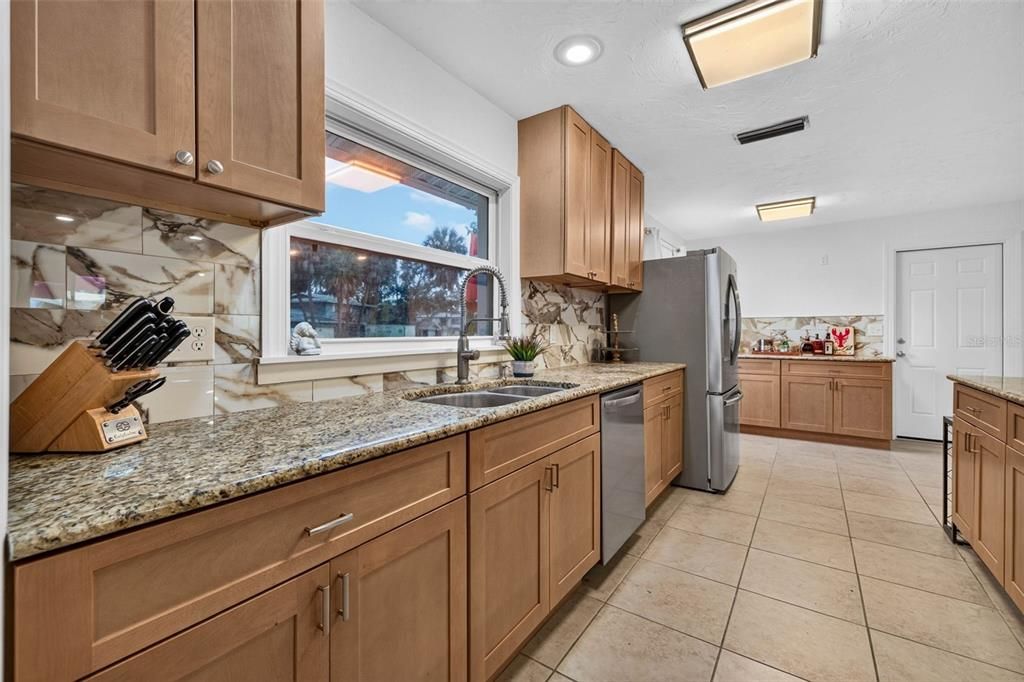 На продажу: $499,000 (4 спален, 3 ванн, 1788 Квадратных фут)