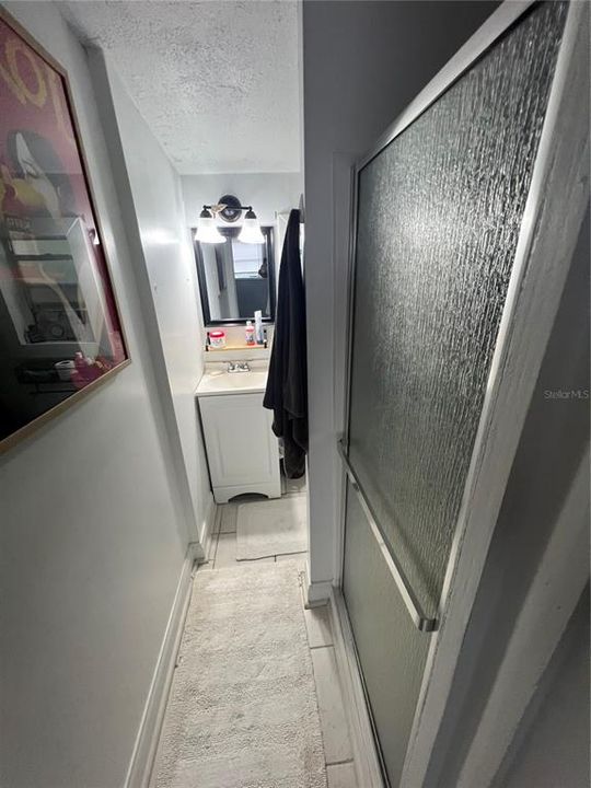 В аренду: $1,000 (1 спален, 1 ванн, 828 Квадратных фут)