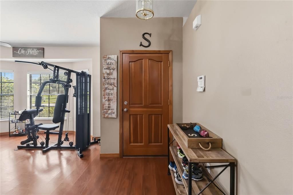 For Sale: $445,000 (4 beds, 3 baths, 1996 Square Feet)