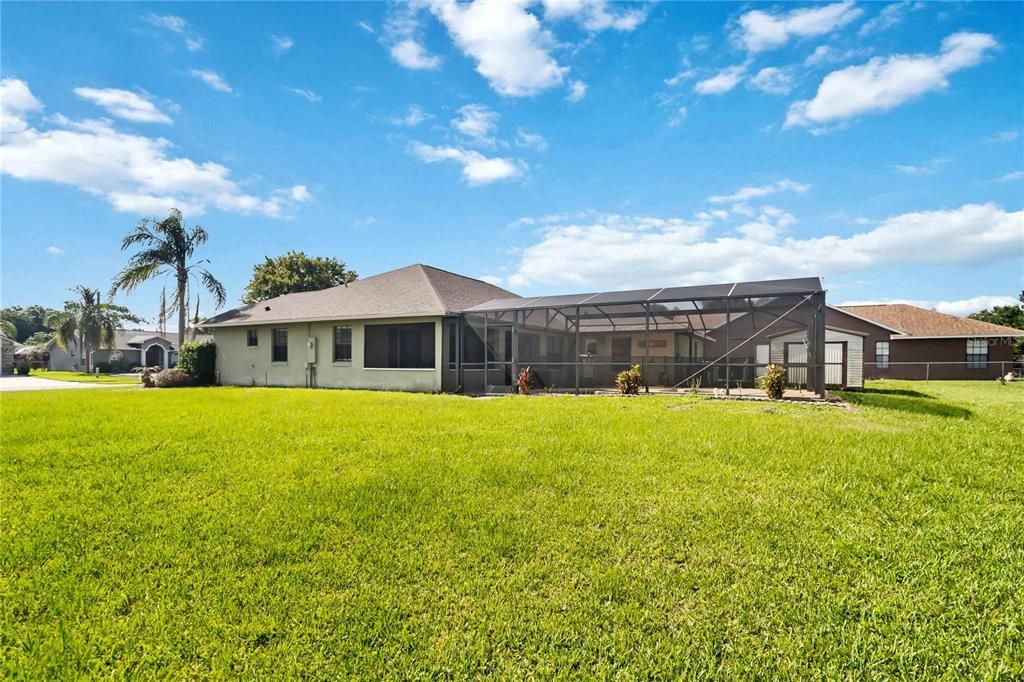 For Sale: $445,000 (4 beds, 3 baths, 1996 Square Feet)