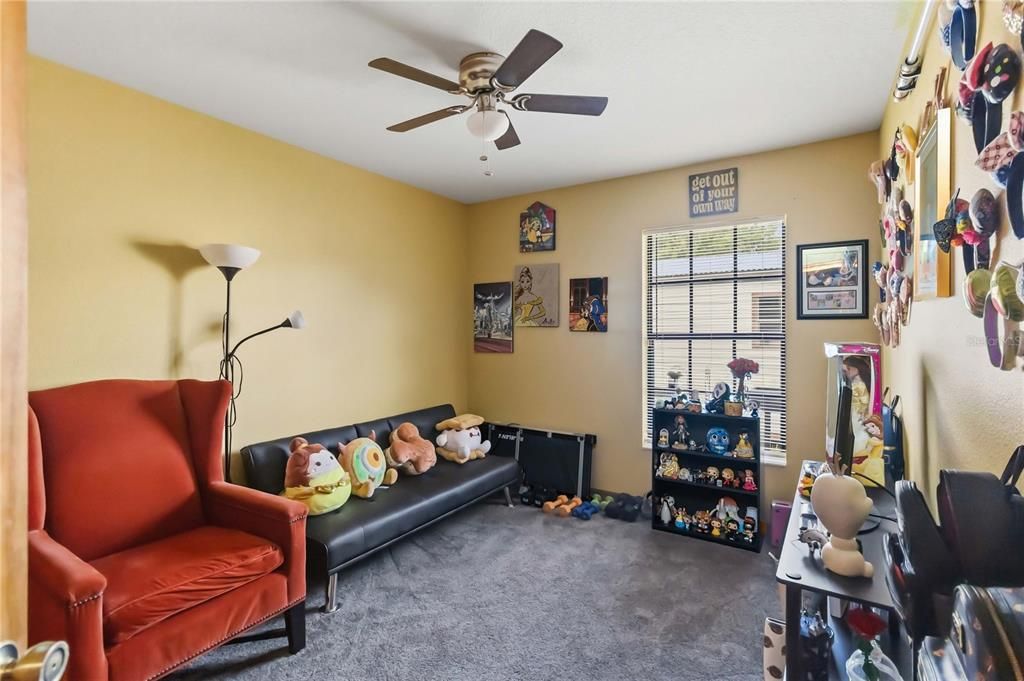 For Sale: $445,000 (4 beds, 3 baths, 1996 Square Feet)