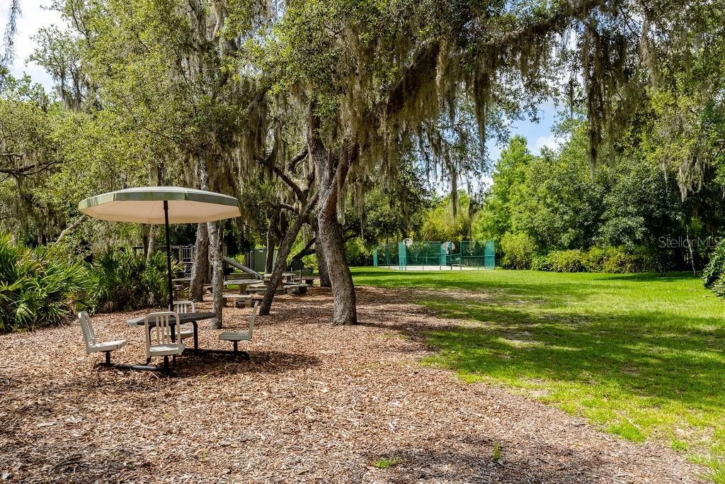 Active With Contract: $4,000 (4 beds, 2 baths, 2627 Square Feet)