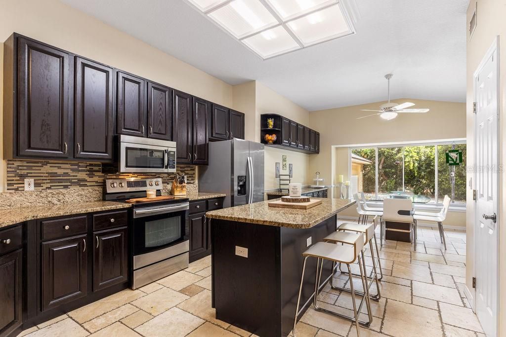 Active With Contract: $4,000 (4 beds, 2 baths, 2627 Square Feet)