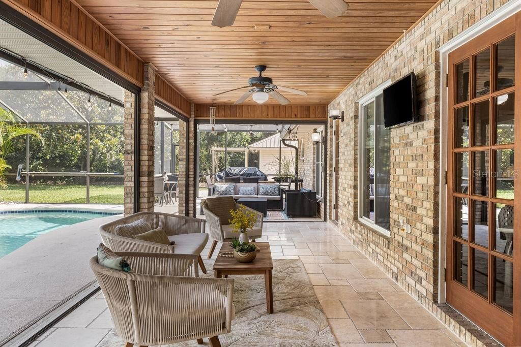 Active With Contract: $4,000 (4 beds, 2 baths, 2627 Square Feet)