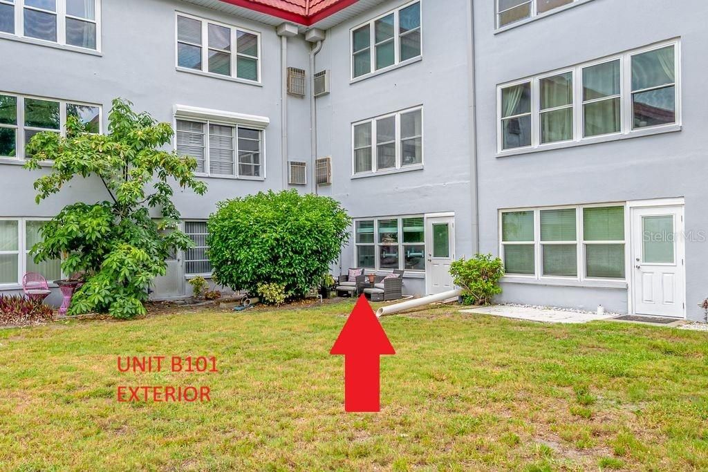 На продажу: $120,000 (1 спален, 1 ванн, 835 Квадратных фут)