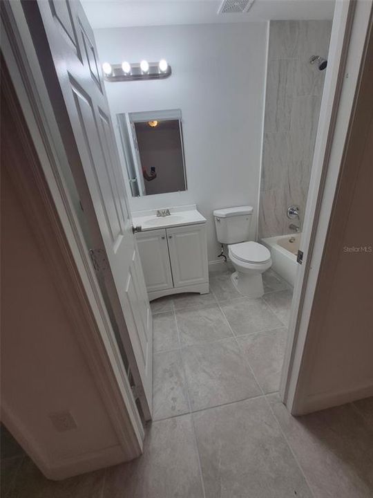 En Venta: $249,900 (4 camas, 2 baños, 1313 Pies cuadrados)