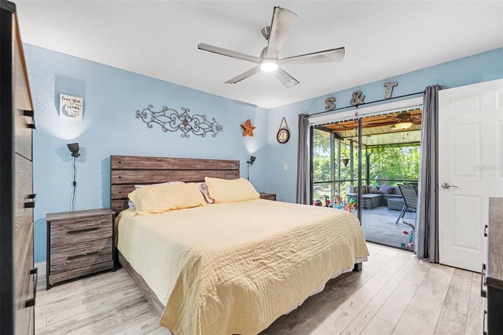 For Sale: $425,000 (3 beds, 2 baths, 1919 Square Feet)