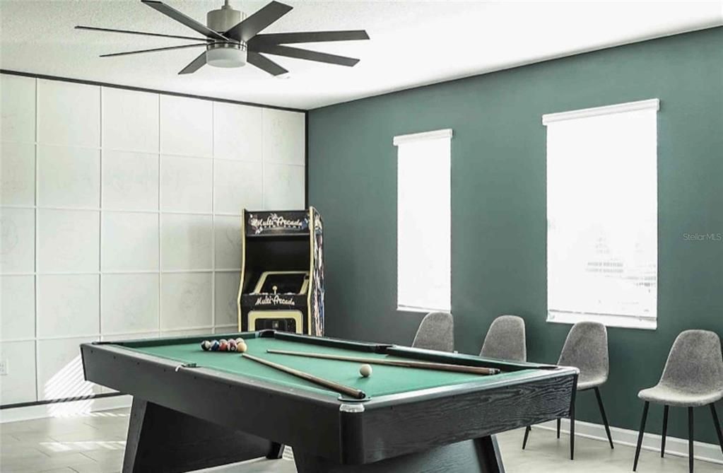 En Venta: $745,000 (8 camas, 5 baños, 4289 Pies cuadrados)
