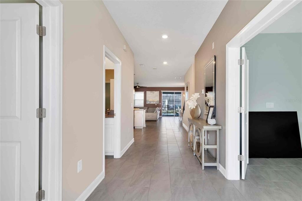 En Venta: $745,000 (8 camas, 5 baños, 4289 Pies cuadrados)