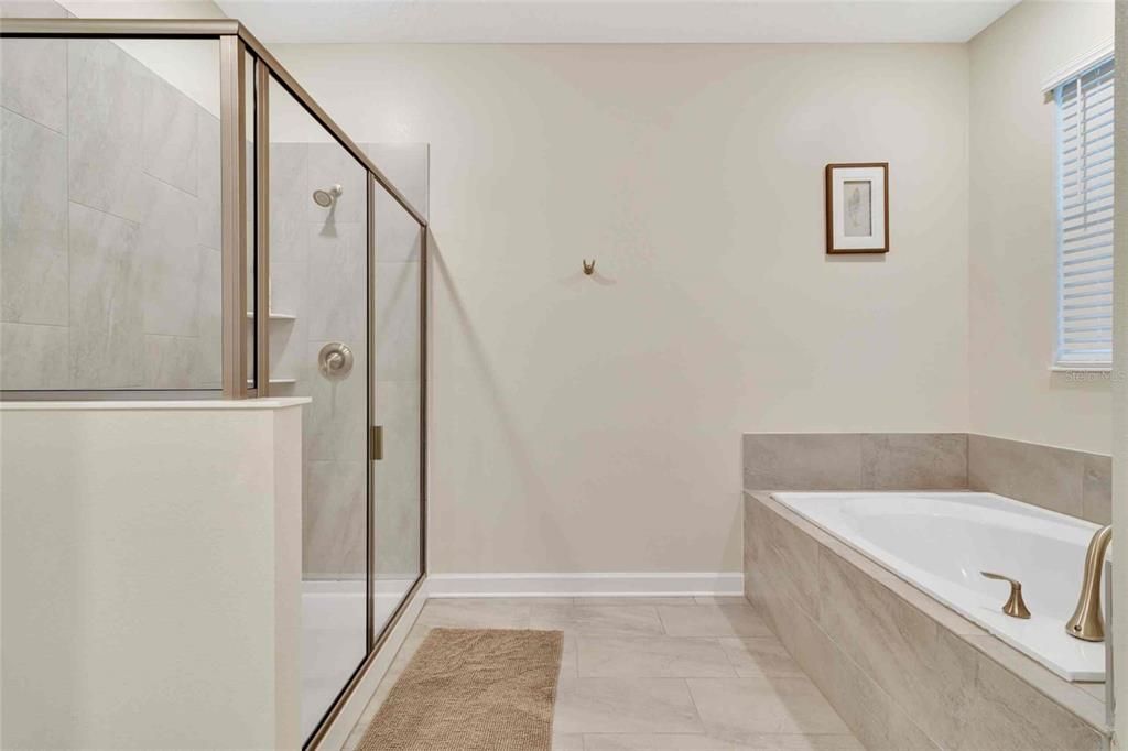 En Venta: $745,000 (8 camas, 5 baños, 4289 Pies cuadrados)