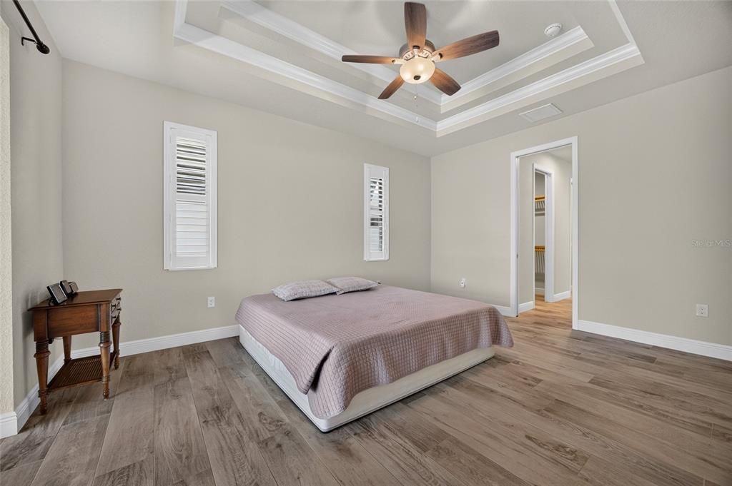 En Venta: $925,000 (3 camas, 3 baños, 2261 Pies cuadrados)