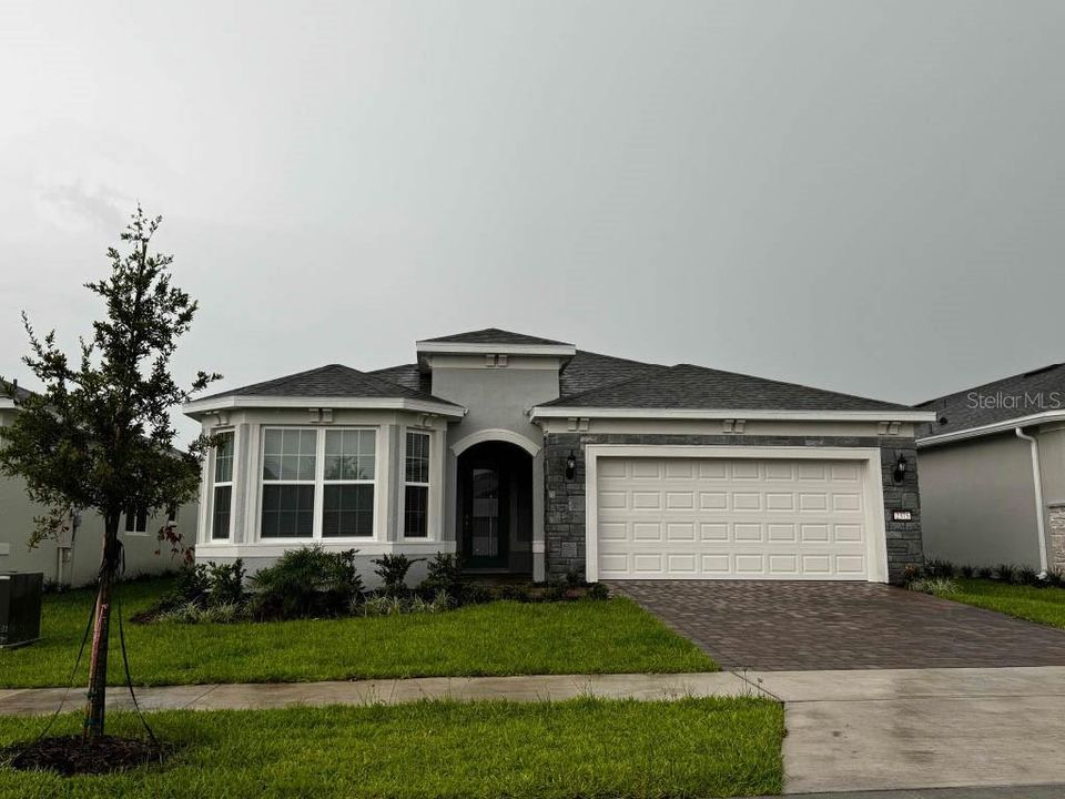 Recently Sold: $613,080 (2 beds, 2 baths, 2080 Square Feet)