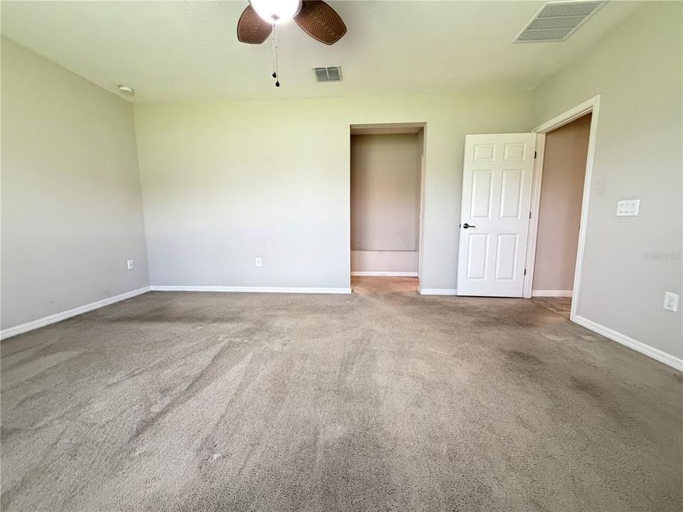 В аренду: $2,700 (4 спален, 3 ванн, 2430 Квадратных фут)