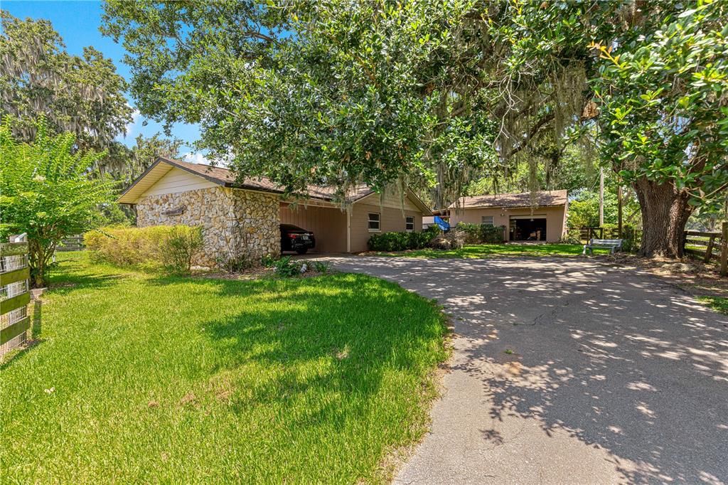 For Sale: $340,000 (3 beds, 2 baths, 1579 Square Feet)