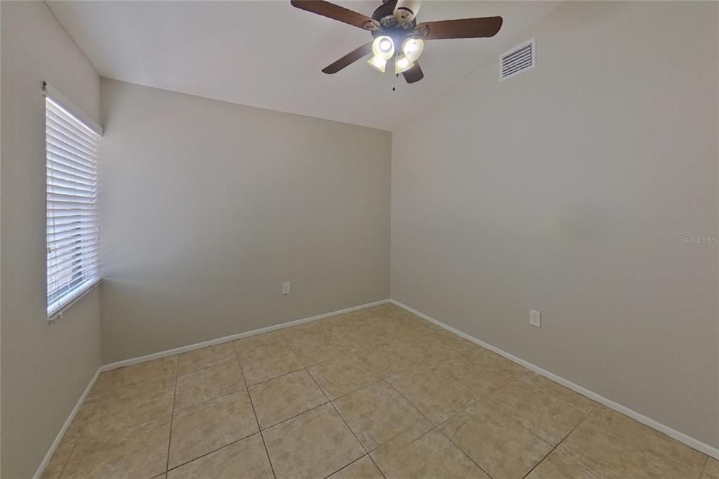 For Rent: $2,399 (3 beds, 2 baths, 1212 Square Feet)